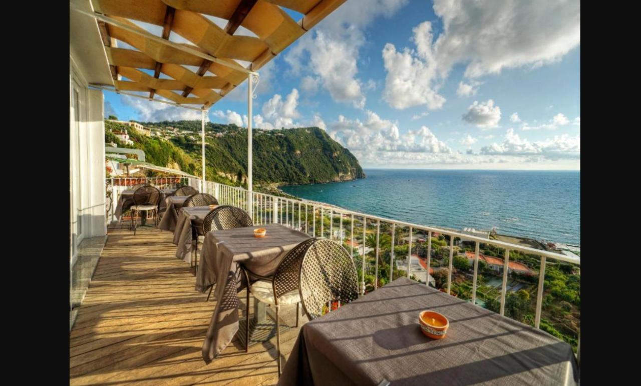 Hotel Imperamare Forio di Ischia エクステリア 写真