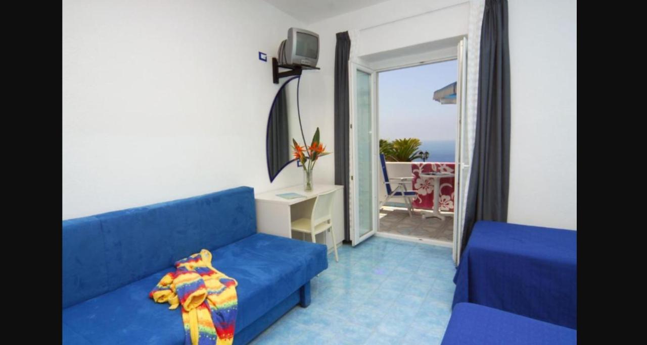 Hotel Imperamare Forio di Ischia エクステリア 写真