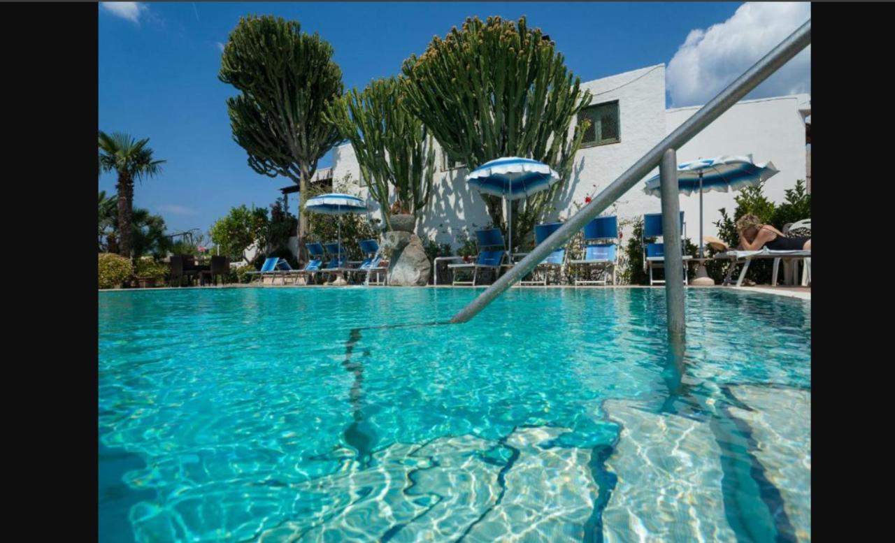 Hotel Imperamare Forio di Ischia エクステリア 写真